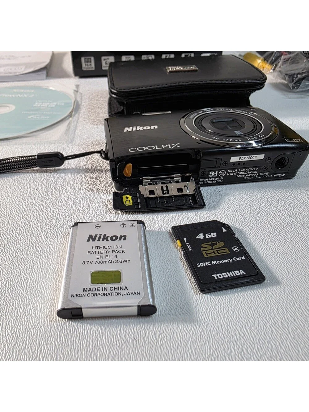 Nikon COOLPIX S5200 Compact Digital Camera 6x Zoom Wi-Fi HD Black Bundle